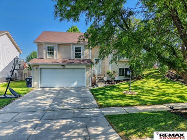 920 W Grassland Place, Lincoln, NE 68522