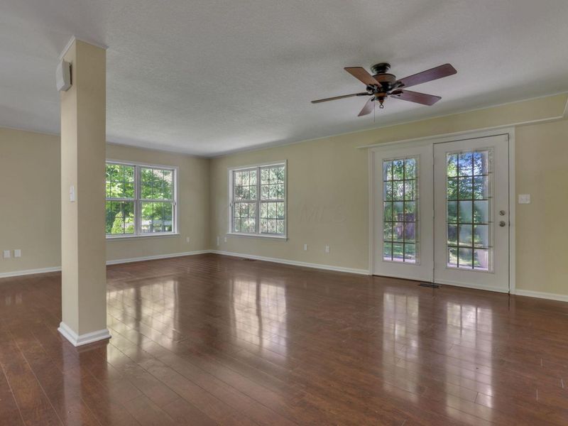 201 Key Boulevard , Pataskala, OH 43062 Photo 11