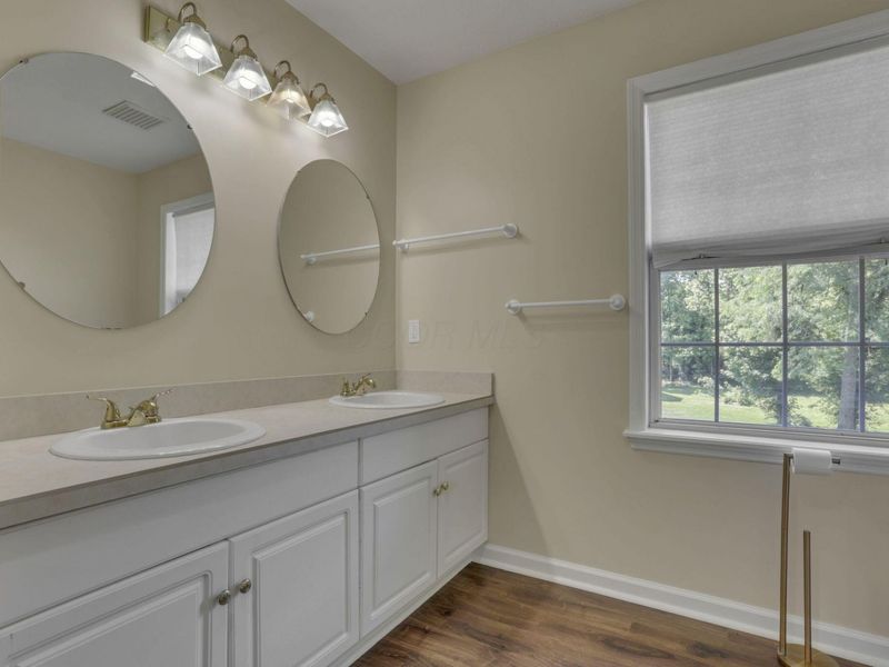 201 Key Boulevard , Pataskala, OH 43062 Photo 24