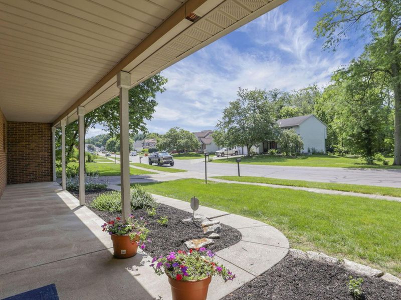 201 Key Boulevard , Pataskala, OH 43062 Photo 5