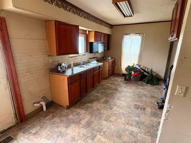 135 S Roosevelt Avenue, Lancaster, OH 43130 Photo 9
