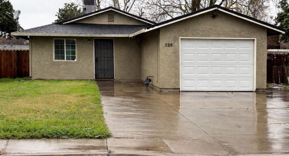 336 1st St, Livingston, CA 95334 Photo
