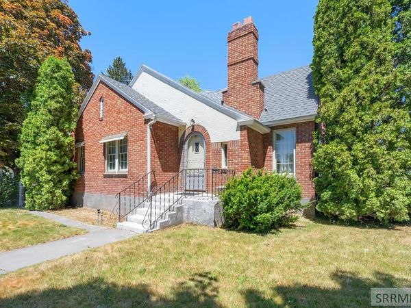 295 4th Street, IDAHO FALLS, ID 83401