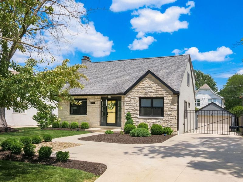 2796 Northwest Boulevard , Columbus, OH 43221 Photo 1