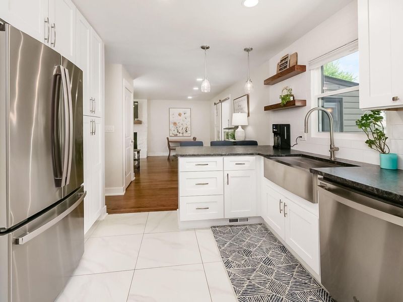 2796 Northwest Boulevard , Columbus, OH 43221 Photo 19