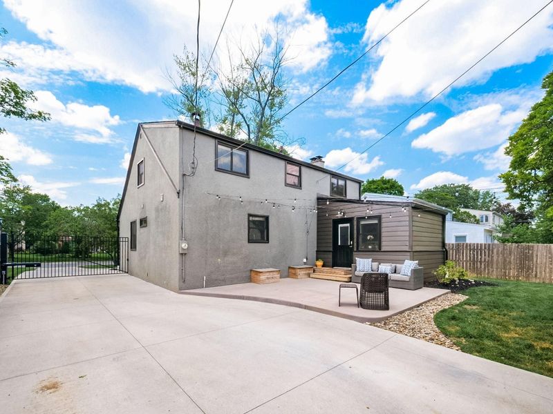 2796 Northwest Boulevard , Columbus, OH 43221 Photo 57