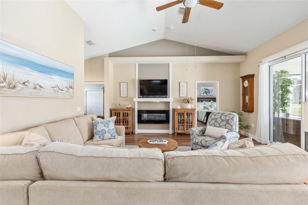 19639 SW 77th Loop, Dunnellon, FL 34432 Photo