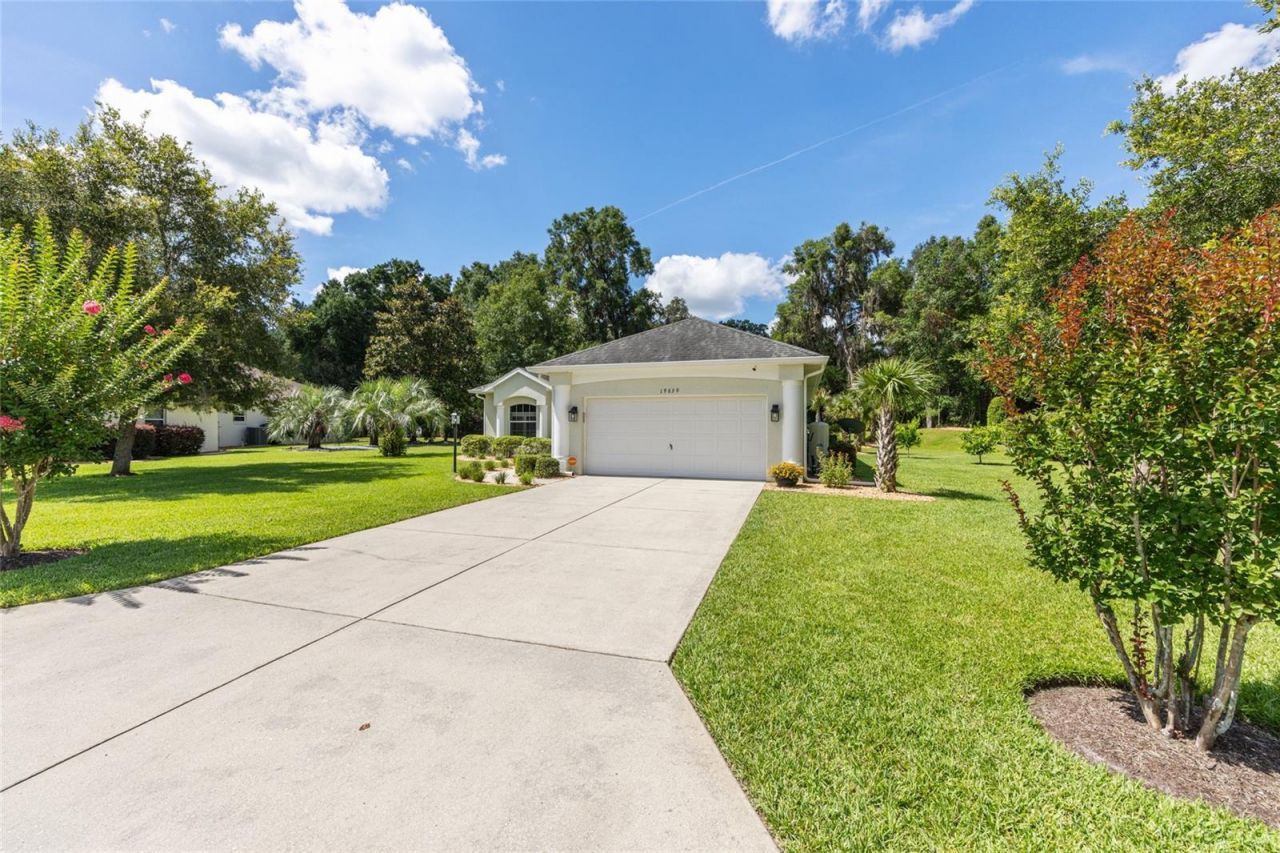 19639 SW 77th Loop, Dunnellon, FL 34432 Photo