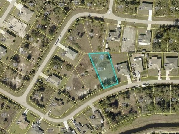 1935 QUINTERO LANE , LEHIGH ACRES, FL 33972