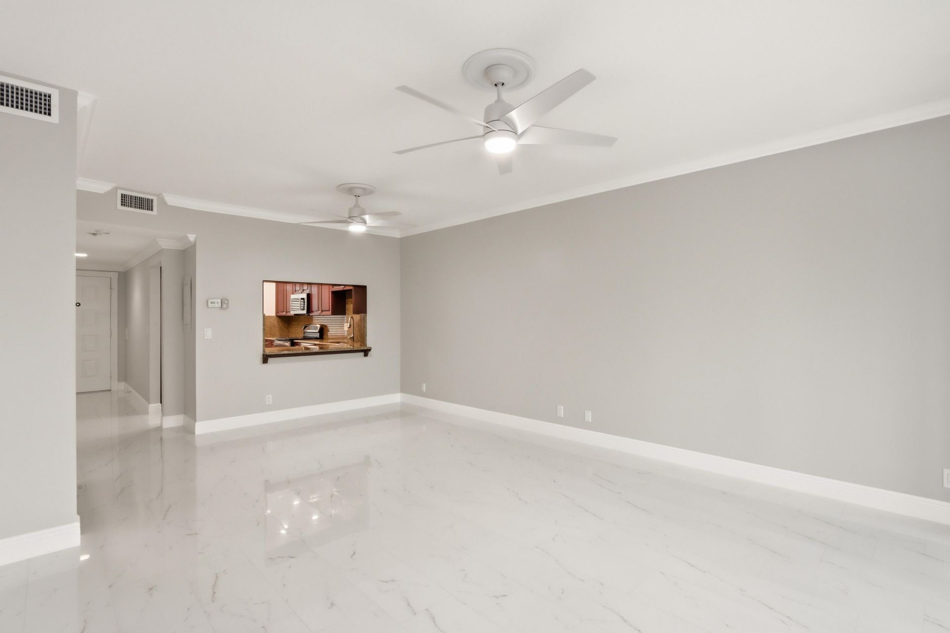 220 Lake Drive, Unit 206, Palm Beach Shores, FL 33404 Photo