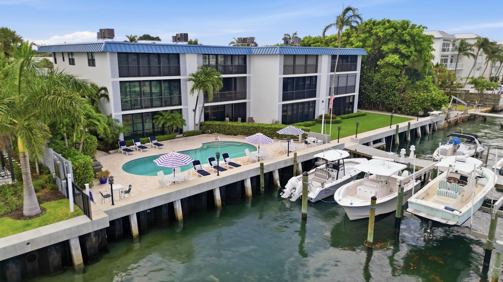 220 Lake Drive, Unit 206, Palm Beach Shores, FL 33404 Photo