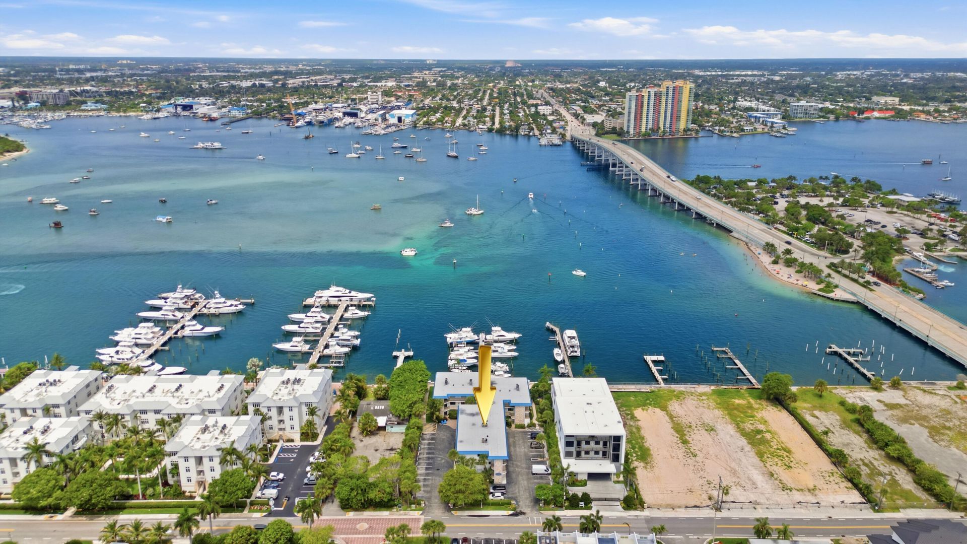 220 Lake Drive, Unit 206, Palm Beach Shores, FL 33404 Photo