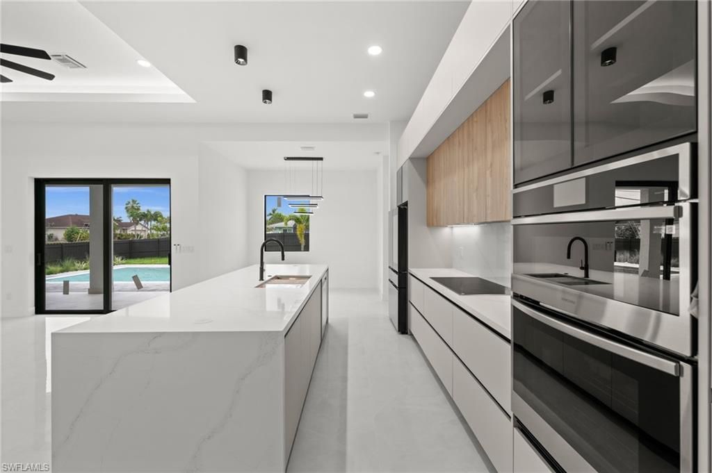 1102 SW 42nd St, Cape Coral, FL 33914 Photo