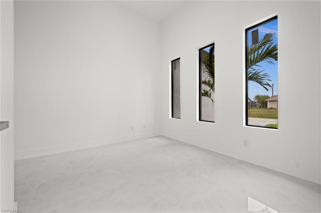 1102 SW 42nd St, Cape Coral, FL 33914 Photo