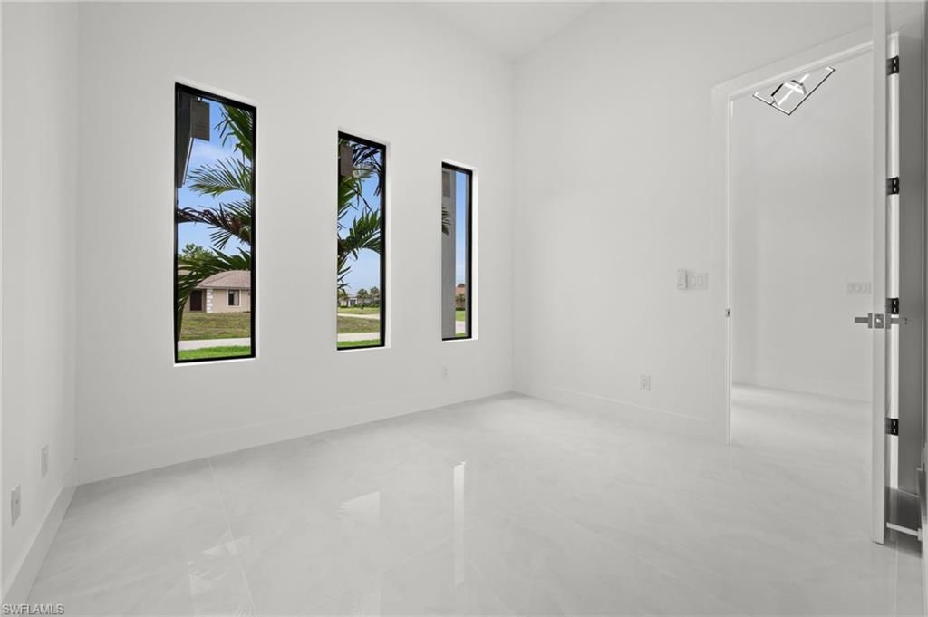 1102 SW 42nd St, Cape Coral, FL 33914 Photo