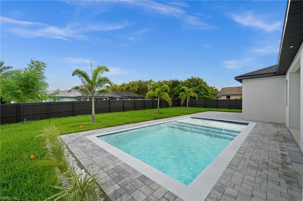 1102 SW 42nd St, Cape Coral, FL 33914 Photo