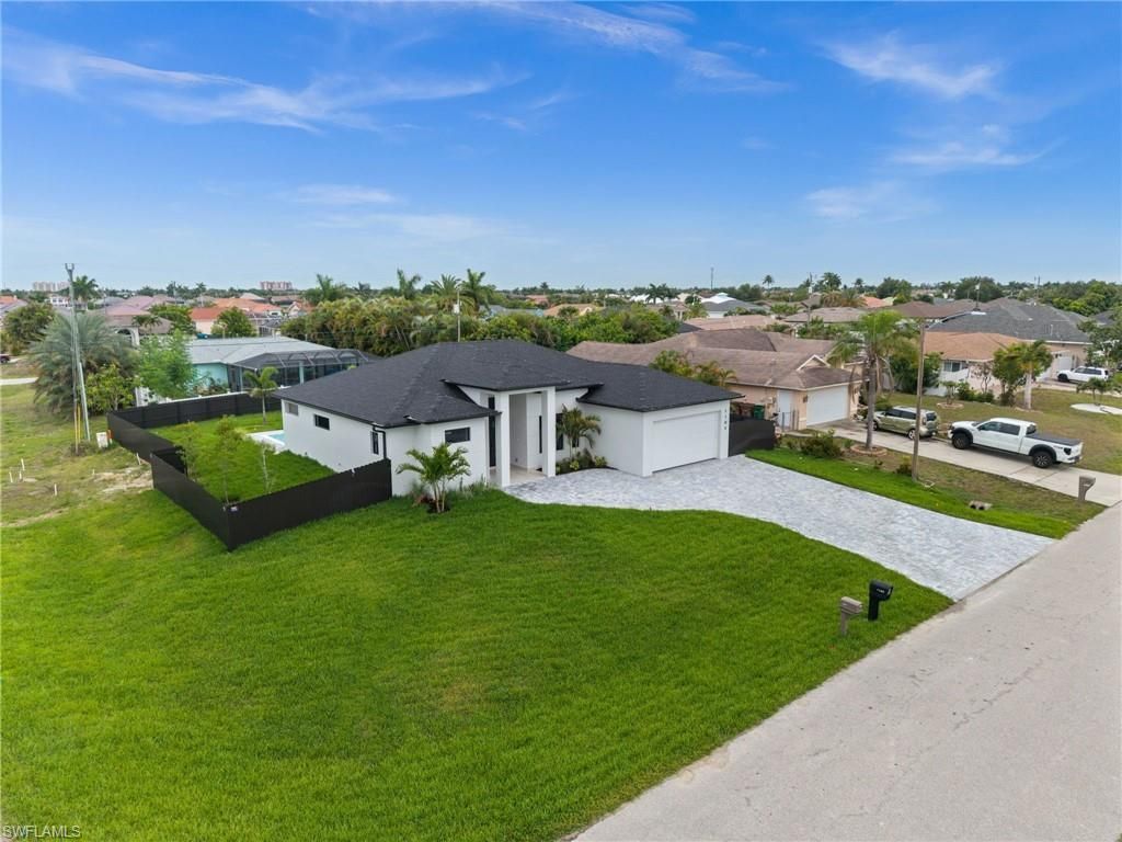 1102 SW 42nd St, Cape Coral, FL 33914 Photo