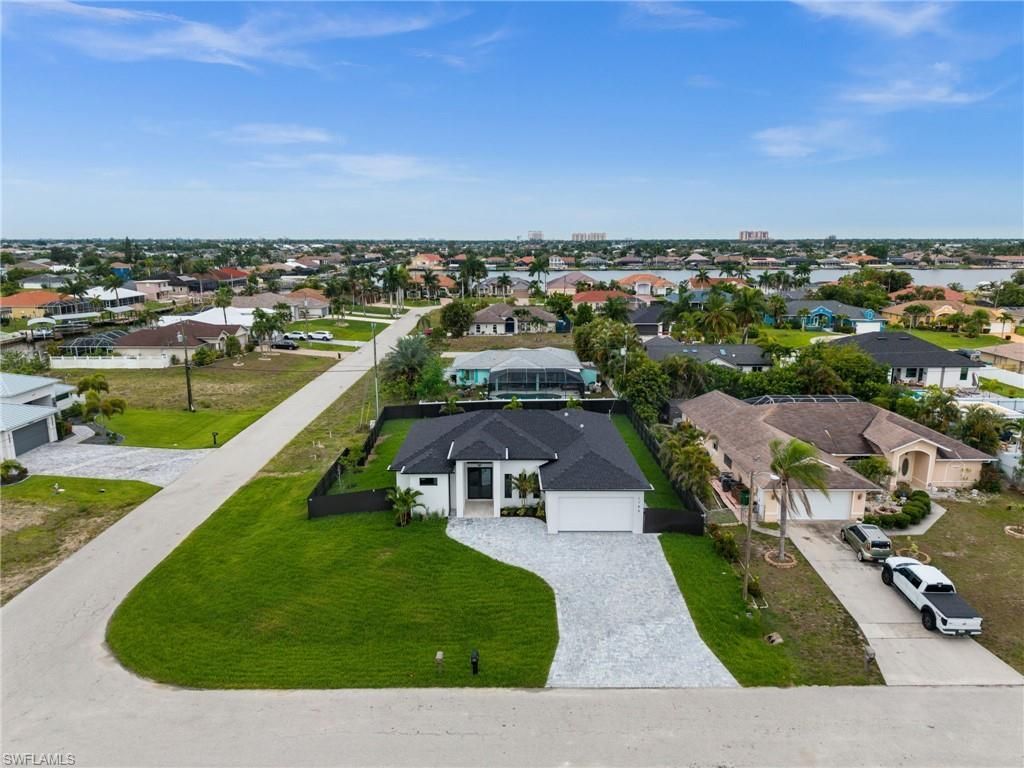 1102 SW 42nd St, Cape Coral, FL 33914 Photo