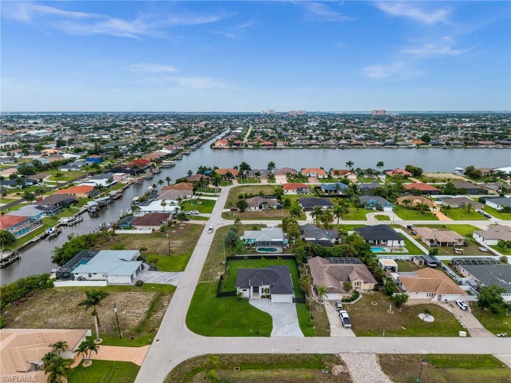 1102 SW 42nd St, Cape Coral, FL 33914 Photo