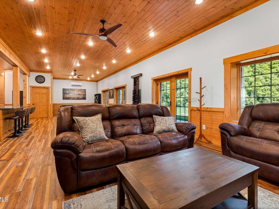 Property Image 107