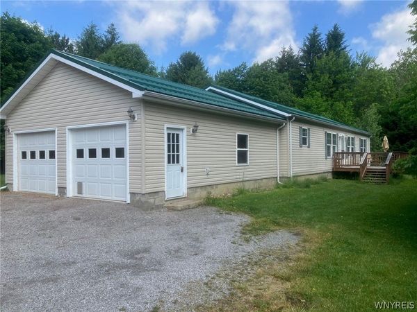 1648 State Route 246 , Perry, NY 14530