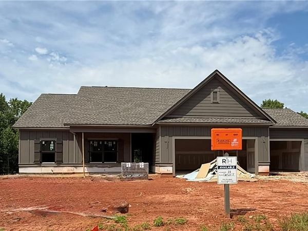 417 Weslyn Drive, Social Circle, GA 30025