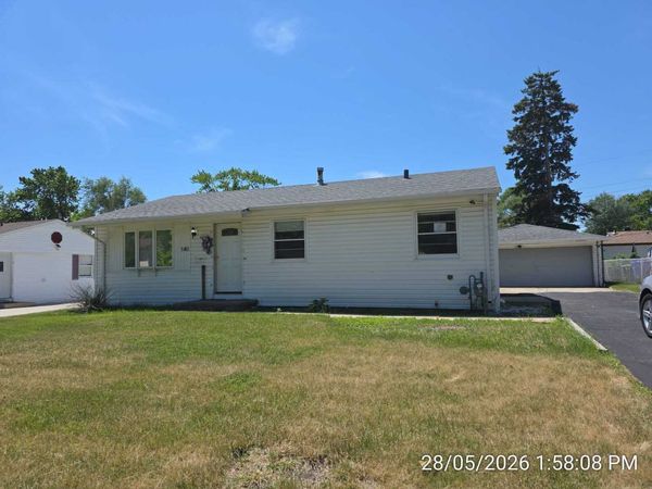 148 Pecos Circle , Carpentersville, IL 60110