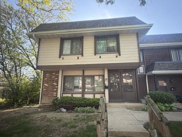 5503 Court C , Hanover Park, IL 60133