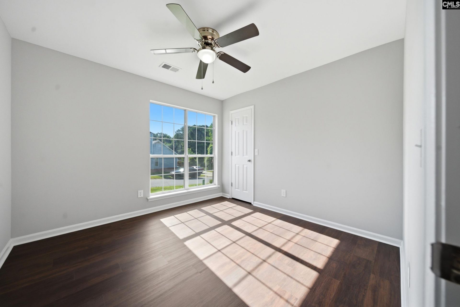 644 Whitland Road Photo 14