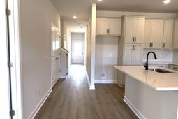5089 Blackberry Lane photo 4