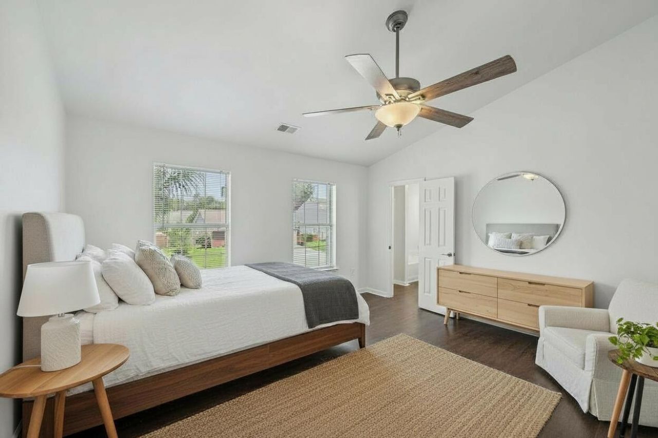118 Remington Drive Photo 11