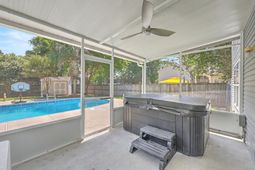 118 Remington Drive photo 4