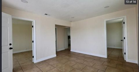 5930 W 79th St, Sacramento, CA 95824 Photo