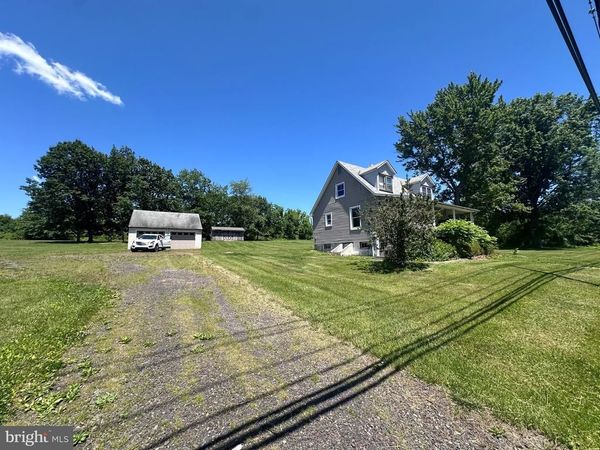 1316 HILLTOWN PIKE, HILLTOWN, PA 18927