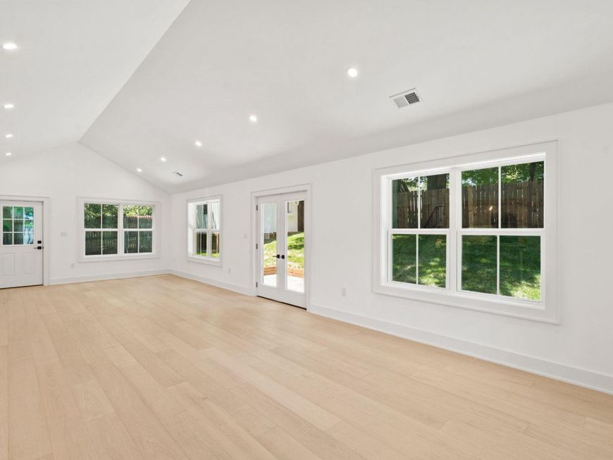 209 Thistle Drive, Silver Spring, MD 20901 Main Photo