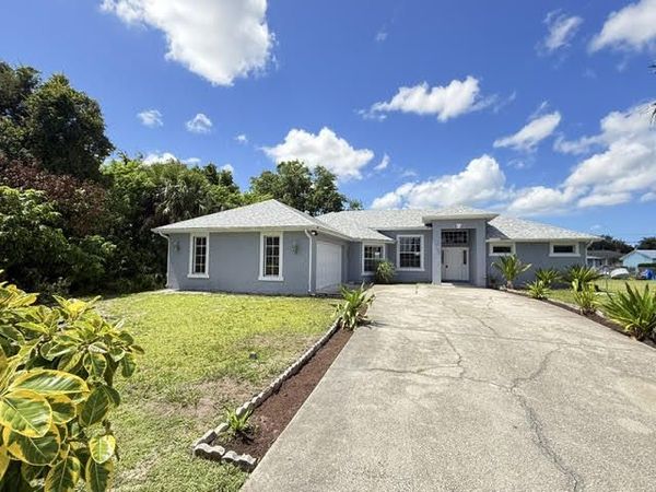 1319 SW Granville Avenue, Port St. Lucie, FL 34953