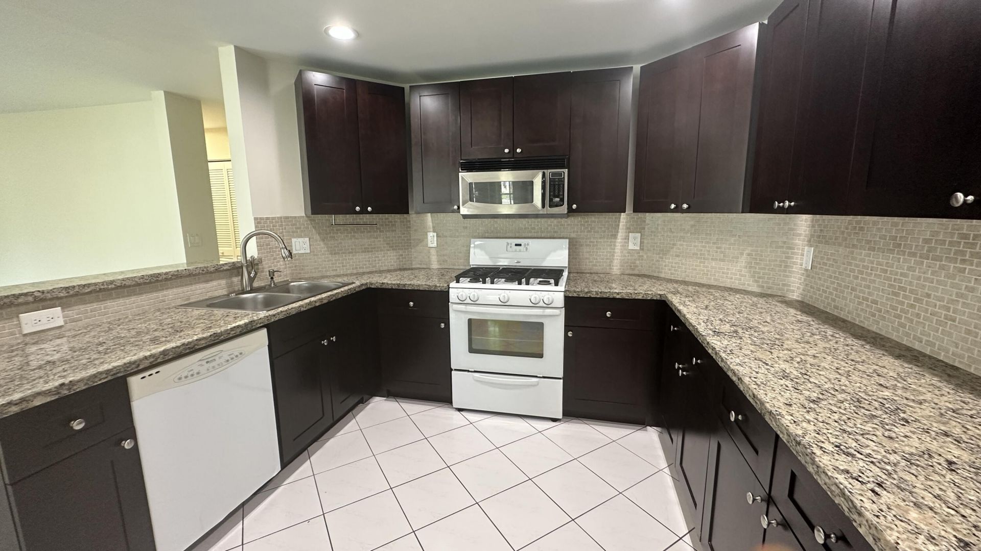 13389 NW 7th Street, Plantation, FL 33325 Photo