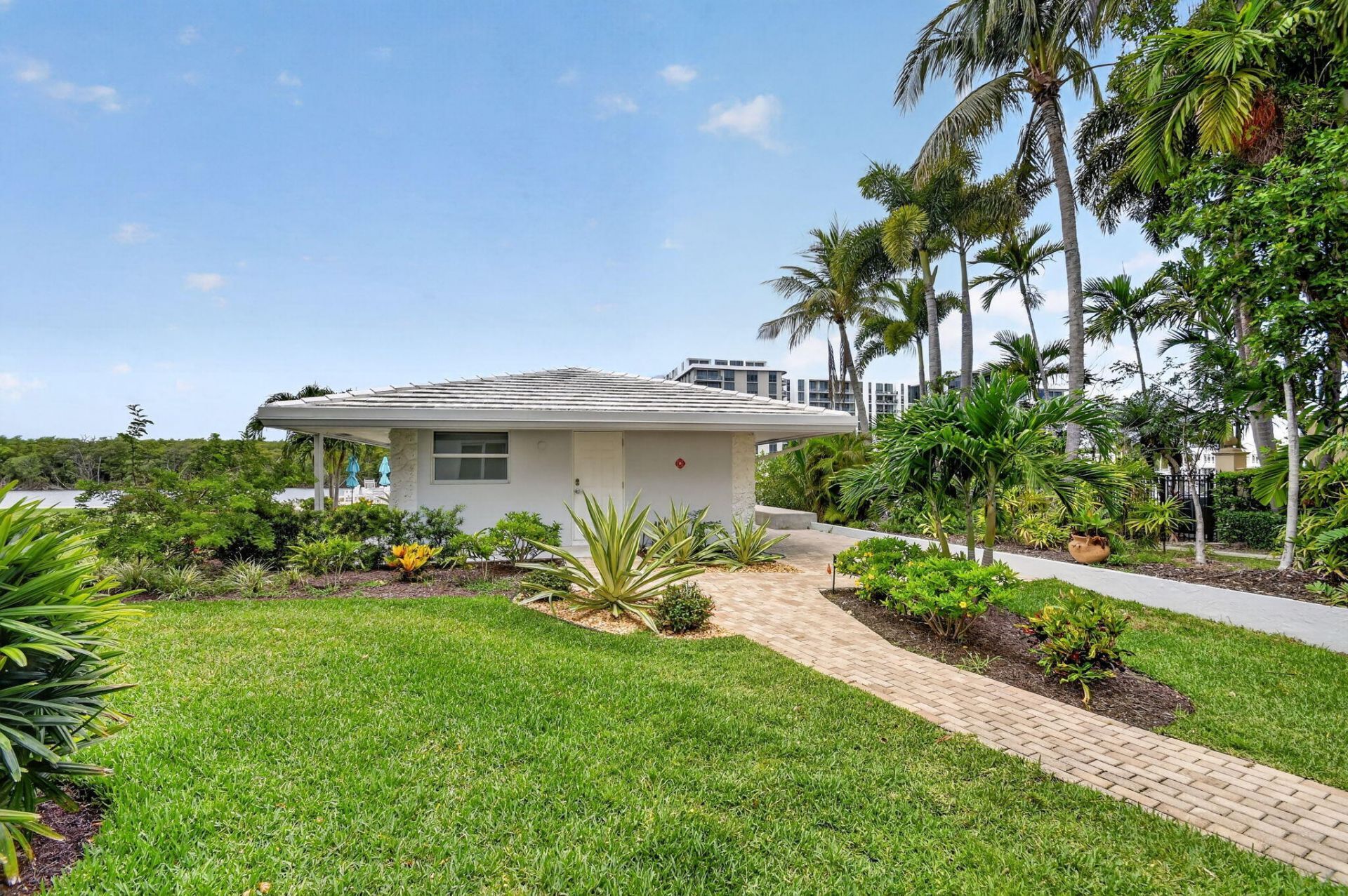 5520 N Ocean Boulevard N, Unit 110, Ocean Ridge, FL 33435 Photo