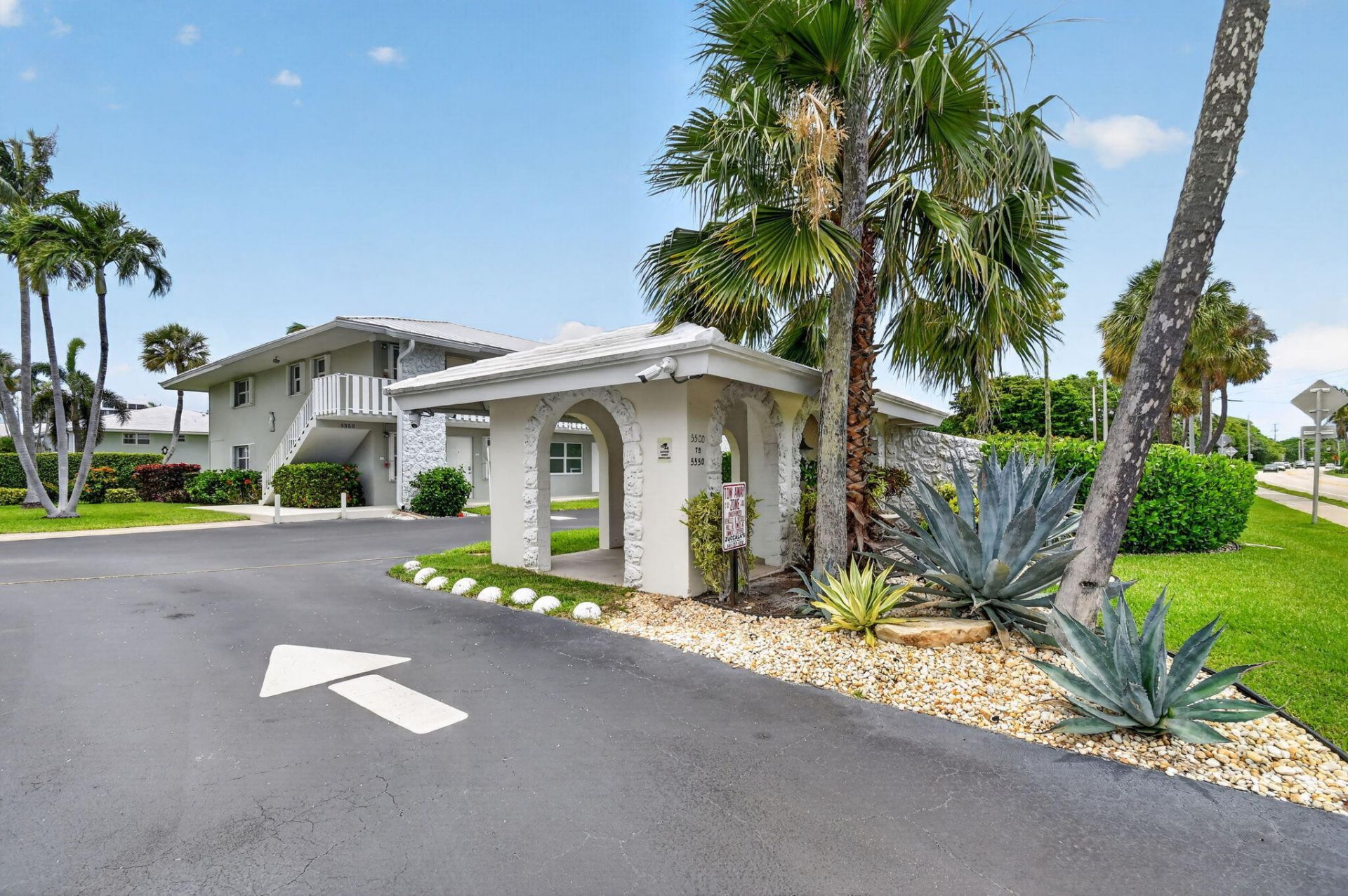 5520 N Ocean Boulevard N, Unit 110, Ocean Ridge, FL 33435 Photo