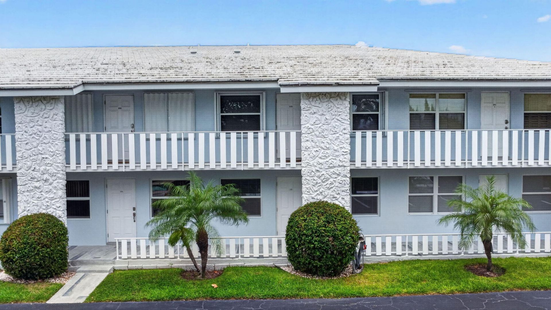 5520 N Ocean Boulevard N, Unit 110, Ocean Ridge, FL 33435 Photo