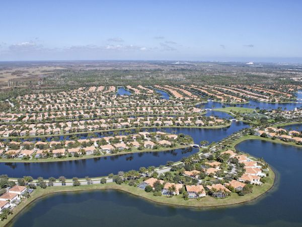 7735 Pine Island Way, West Palm Beach, FL 33411