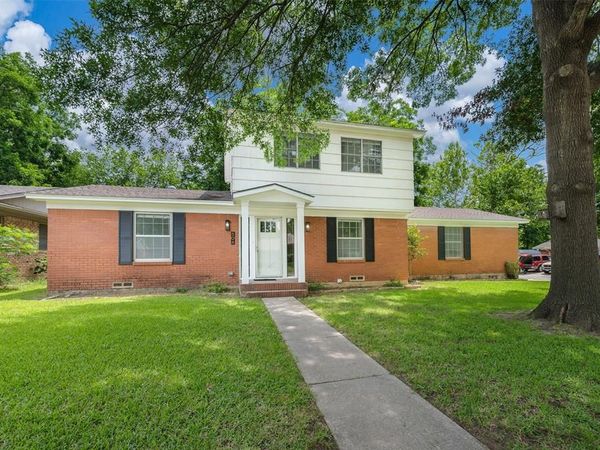 506 Melody, Gainesville, TX 76240