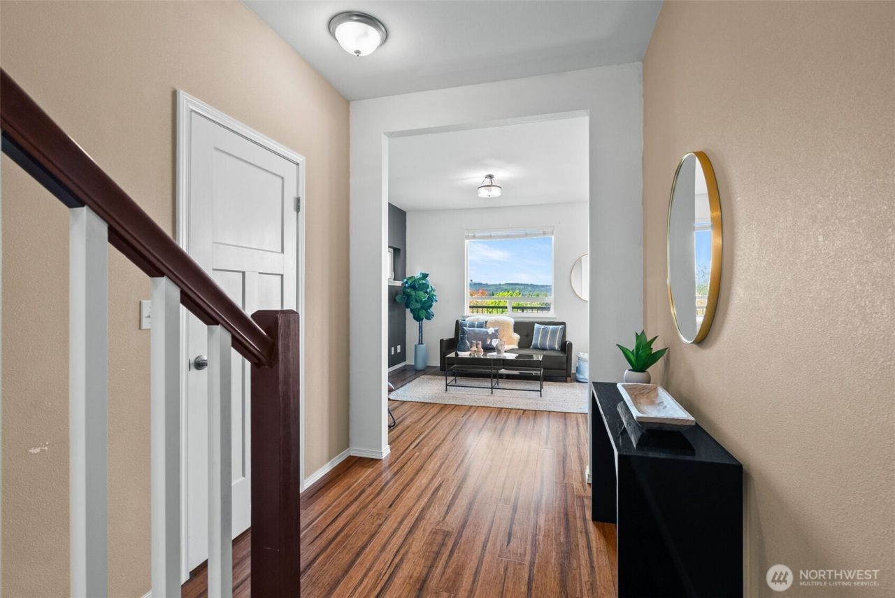 5091 May Street Nw, Bremerton, WA 98311