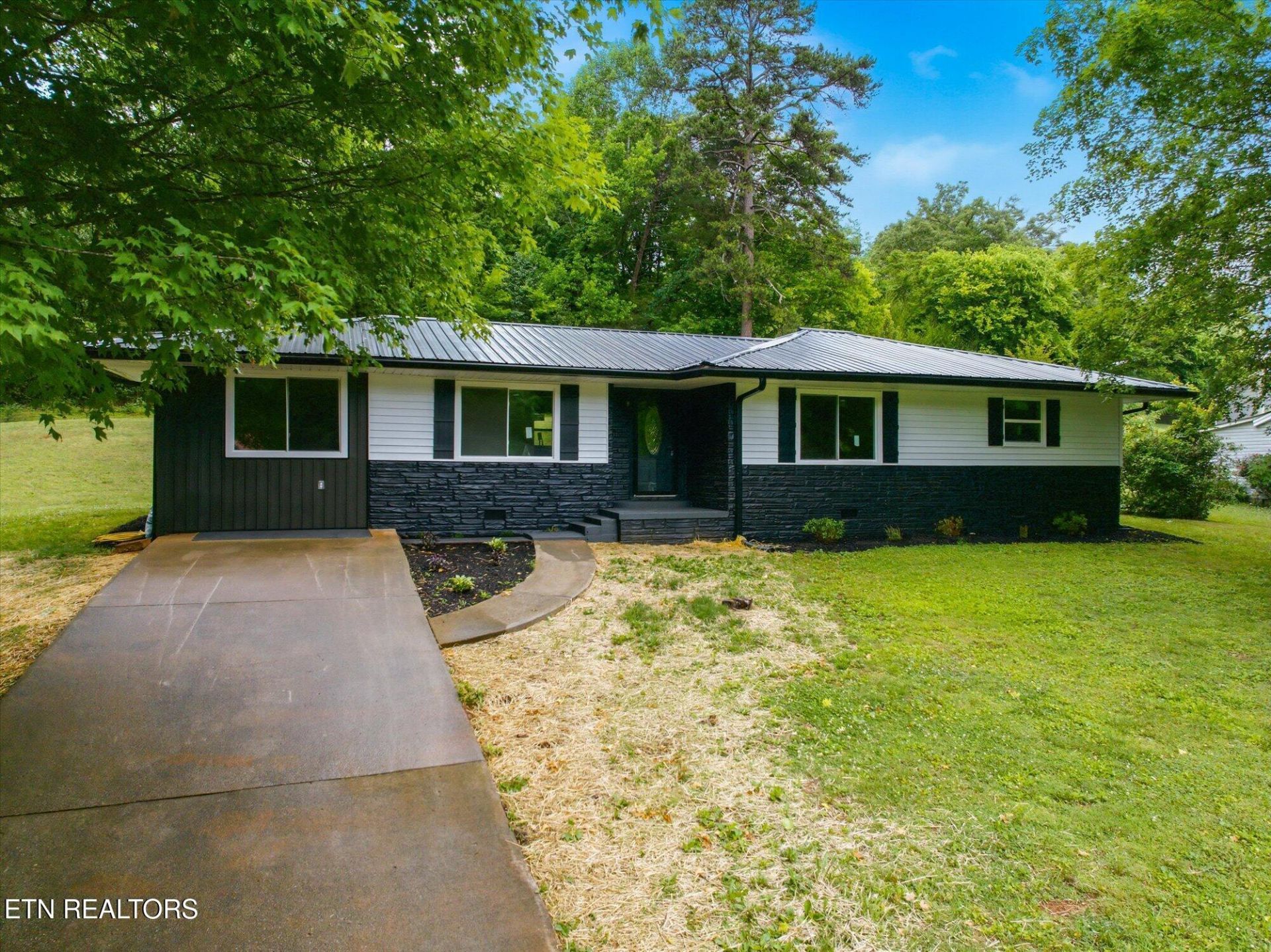 114 Alford St, Athens, TN 37303 Main Photo