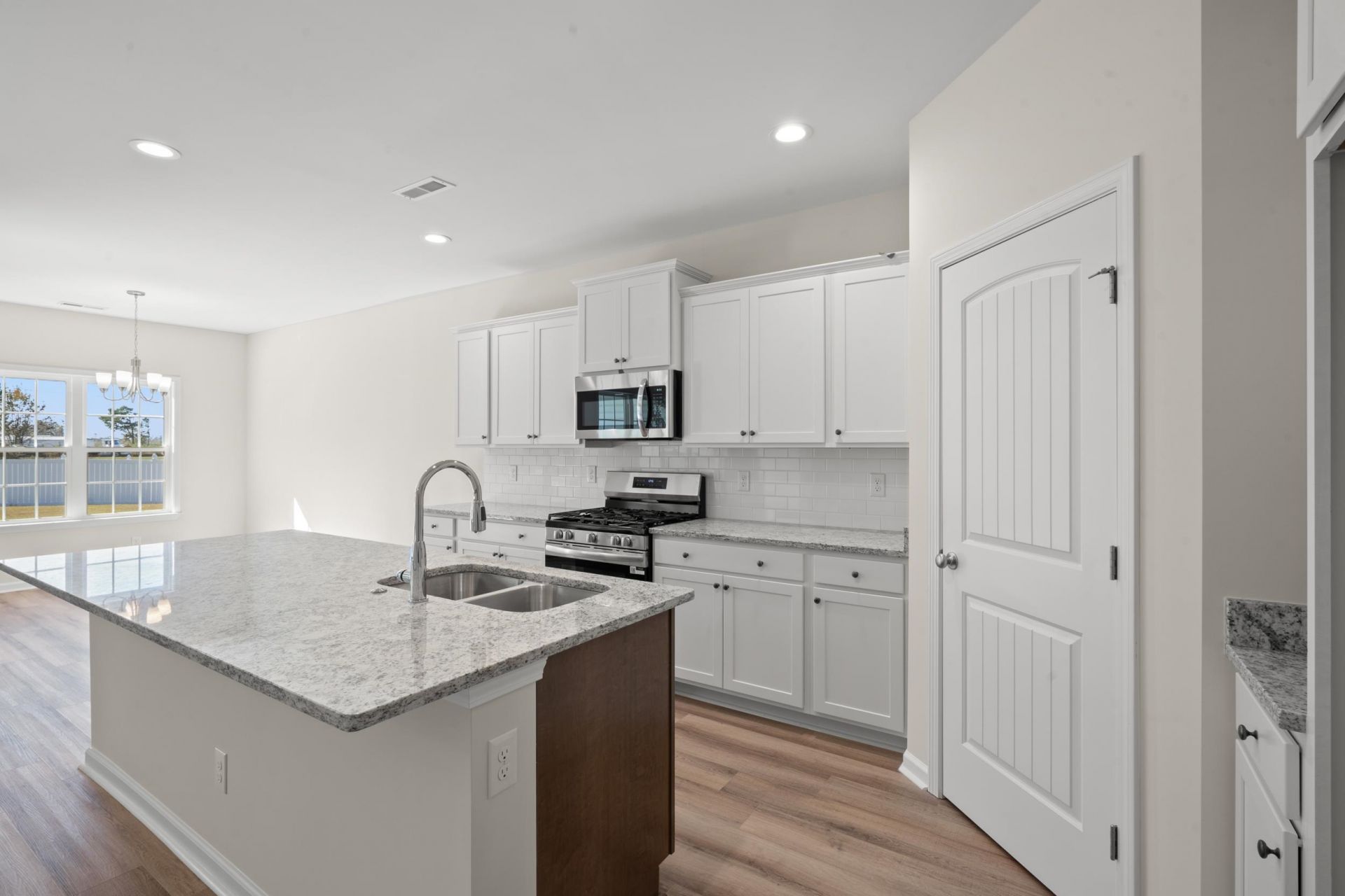 156 Stillbrook Dr.  Photo 4