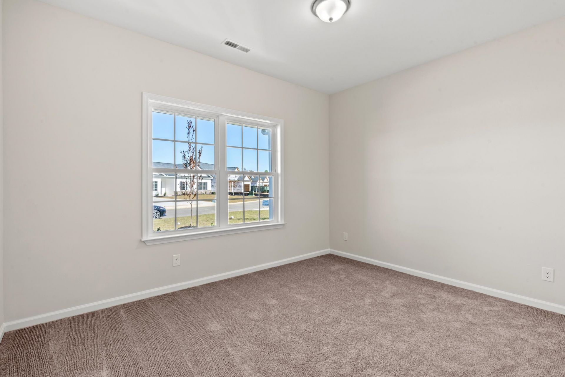 156 Stillbrook Dr.  Photo 8