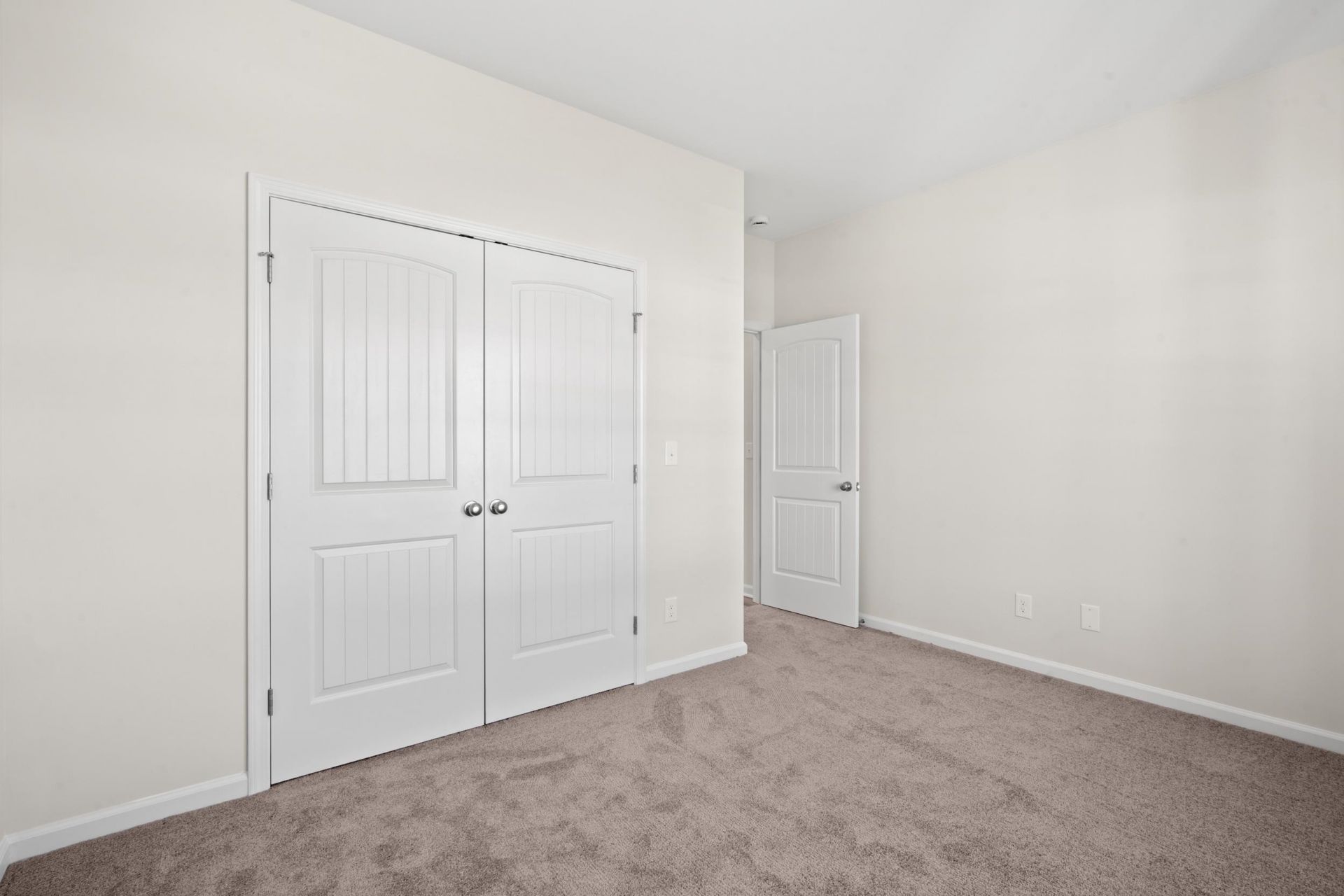 156 Stillbrook Dr.  Photo 9