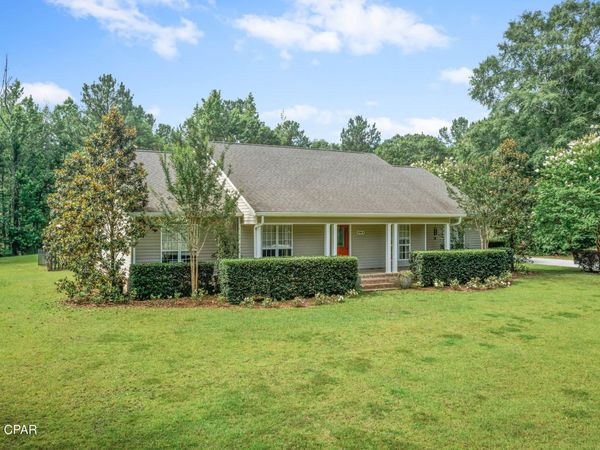 2959 Highway 277 , Vernon, FL 32462