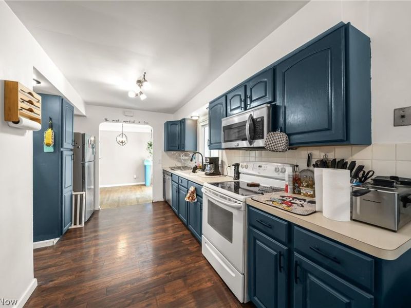 718 Starlight Drive , Seven Hills, OH 44131 Photo 11