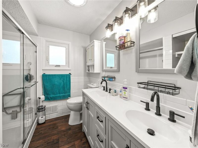718 Starlight Drive , Seven Hills, OH 44131 Photo 17